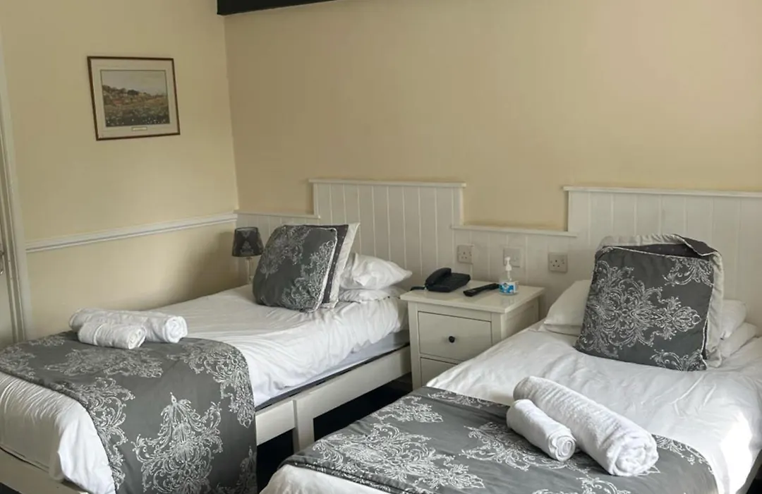 The Highwayman Hotel-1